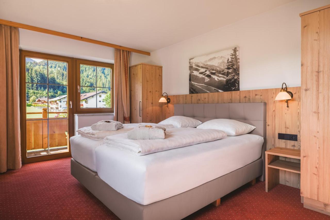 Loipenstubn Hotel Brixen im Thale Kültér fotó