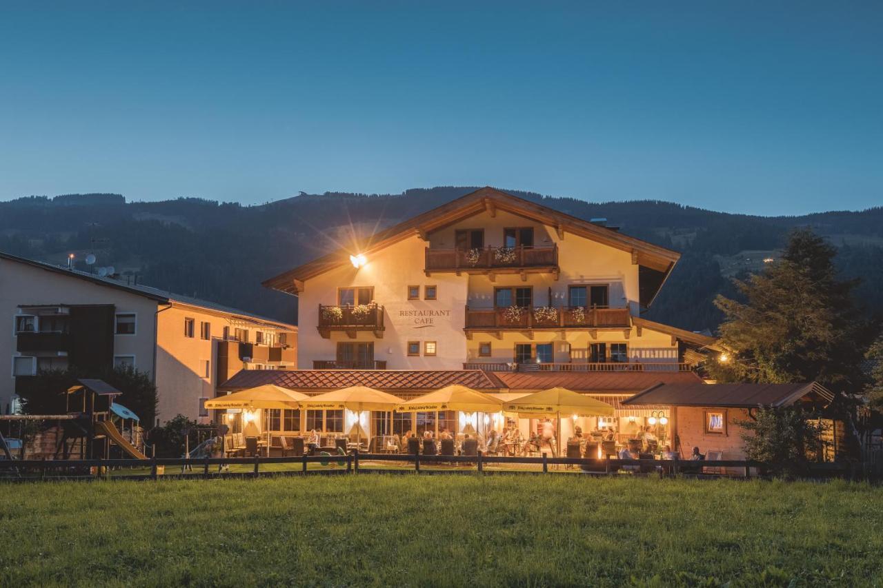 Loipenstubn Hotel Brixen im Thale Kültér fotó