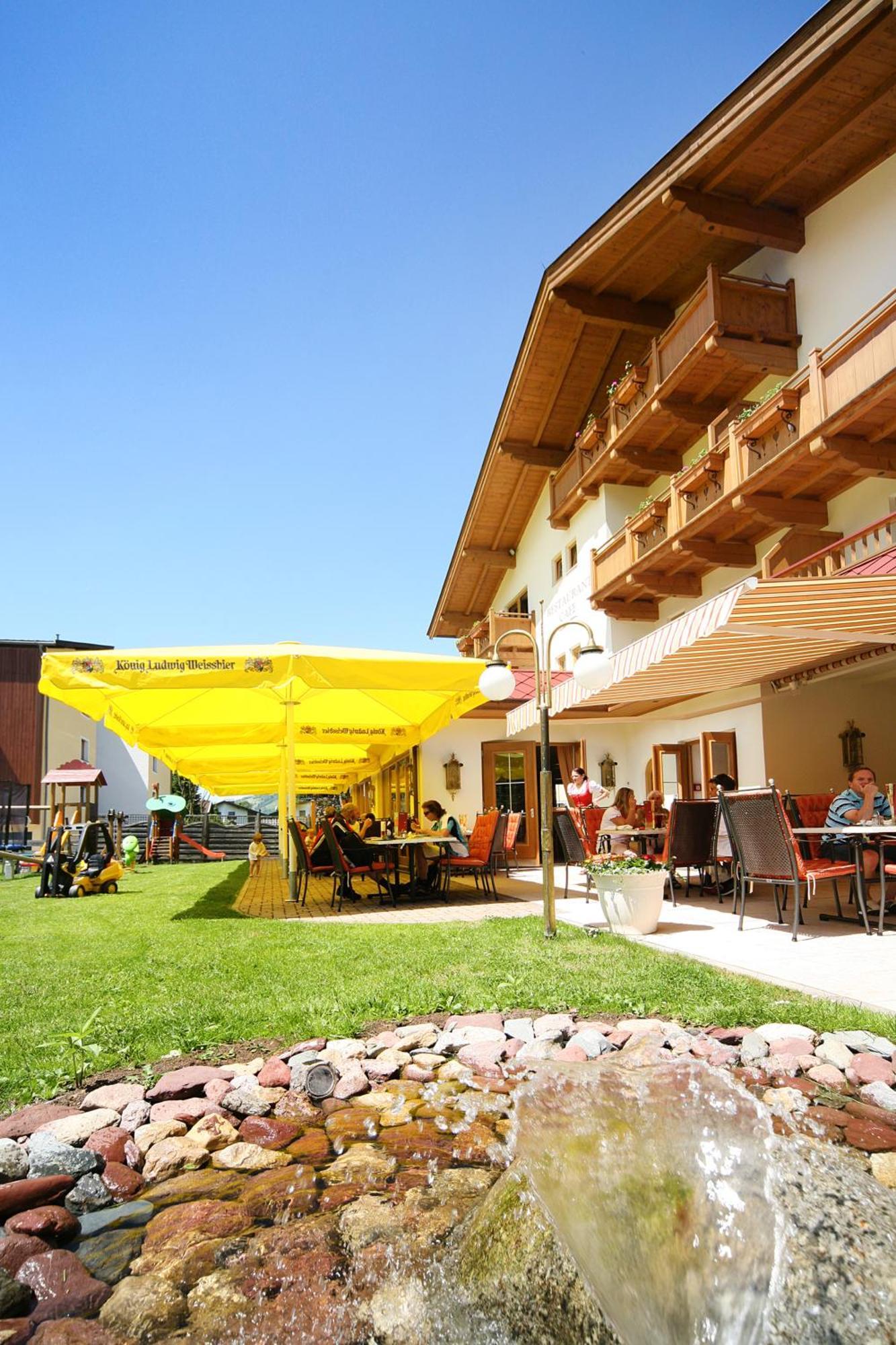 Loipenstubn Hotel Brixen im Thale Kültér fotó